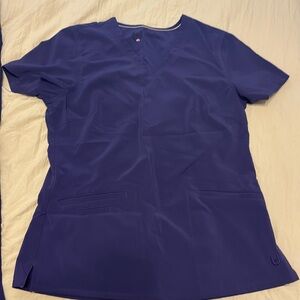 Urbane performance scrub set